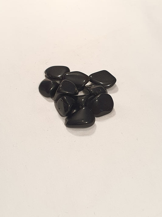 Black Obsidian (raw/polished)