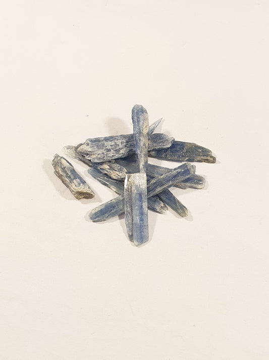 Blue Kyanite (raw)