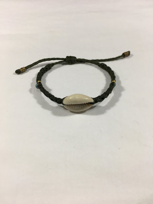 Roped Bracelet - Shell bracelet with wax cord