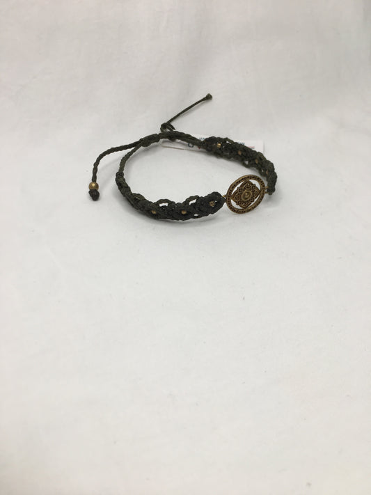 Roped Bracelet - Brass pendant macramé bracelet